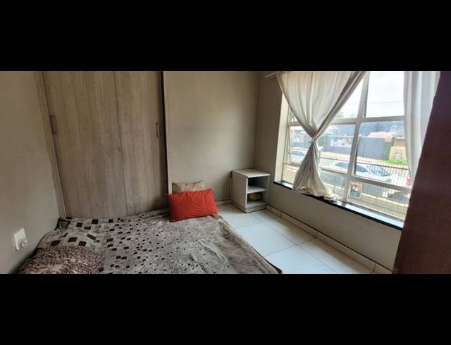 2 BEDROOM TOWNHOUSE FOR SALE IN ALBERTON NORTH